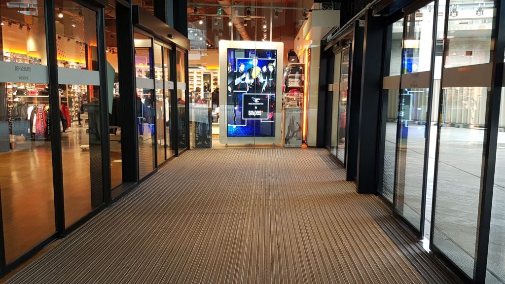 Tre Torre Einkaufs Zenter Milano