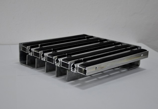 Aluprofilmatte mit Gitterrosten