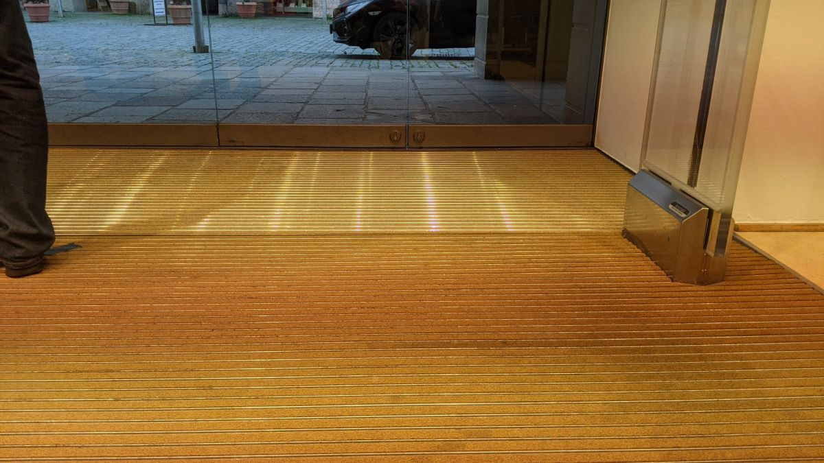 Peek & Cloppenburg Rosenheim - Foto 2